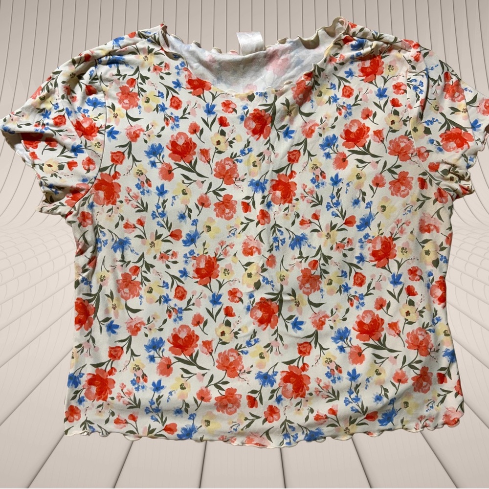 No Boundaries Size XL Boho Floral Short Sleeve Ruffle Scoop Neck Top Soft Tee